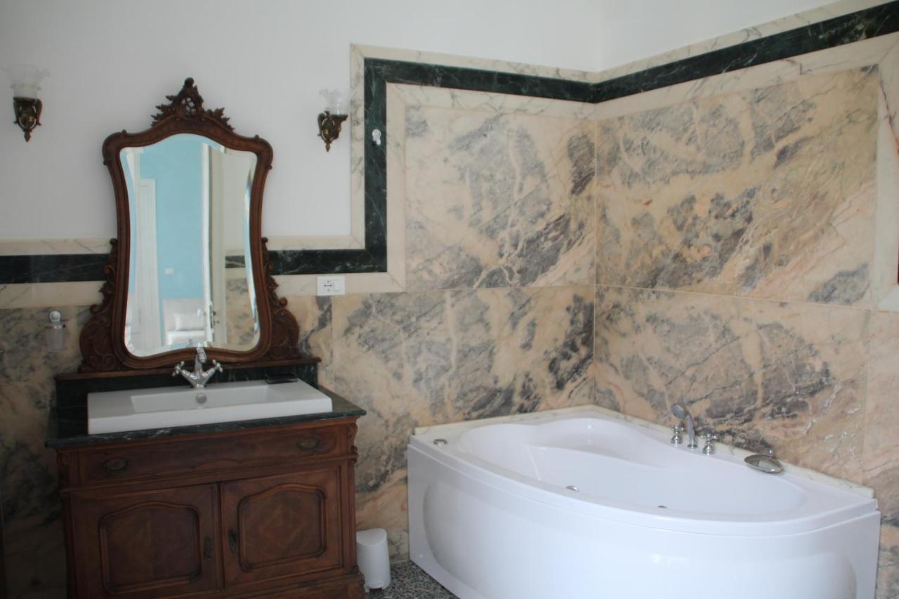 Villa Degli Angeli Santa Maria al Bagno Eksteriør billede